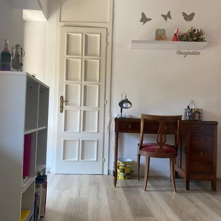 Alloggetto Vicino A Zoom Δωμάτια σε οικογενειακή κατοικία Cumiana